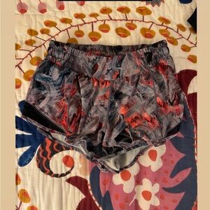 Lululemon Hotty Hot Shorts Size 6